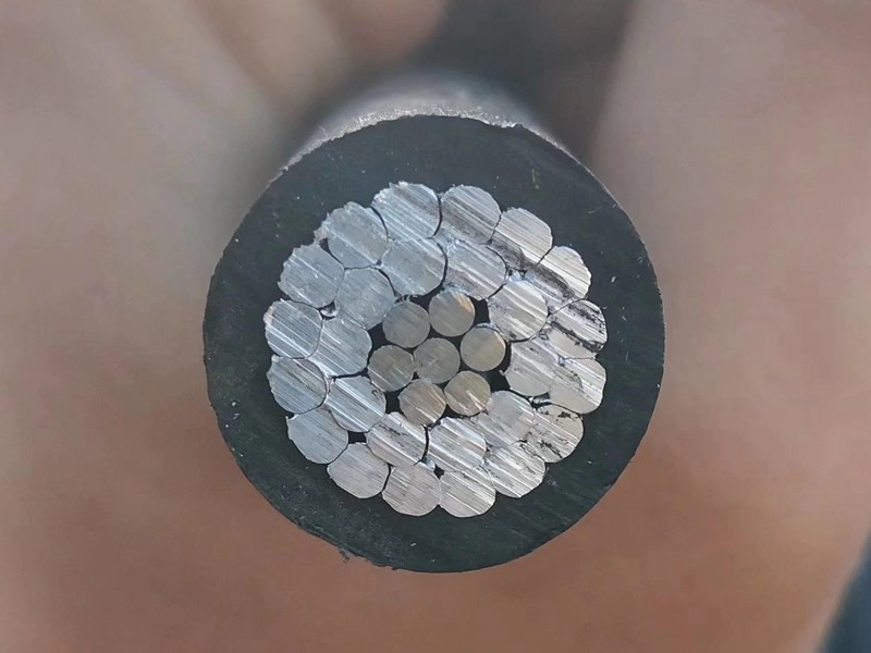 鋼芯鋁絞線(xiàn)